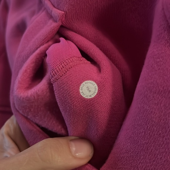 Lululemon Scuba Set Sonic Pink - Picture 2 of 5